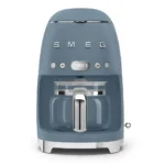 ⁦Smeg Drip Filter Coffee Machine Storm Blue DCF02SBMEU⁩ - الصورة ⁦2⁩