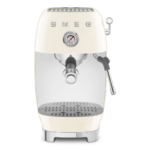 ⁦Smeg Manual espresso coffee machine with cold brew ECF03CREU⁩ - الصورة ⁦6⁩
